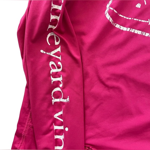 🌟EUC Vineyard Vines Performance Hoodie! - Picture 5 of 9